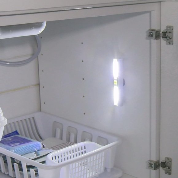 12 LED Wireless Light Bar 200 Lumen Magnetic/Keyhole & 3M Velcro Mount - Picture 4 of 5